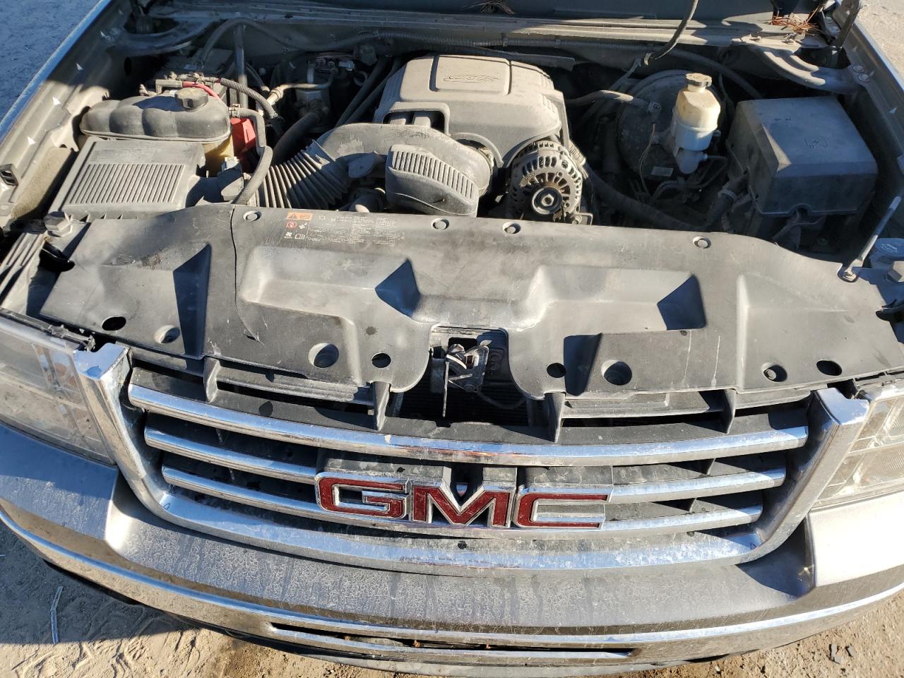 GMC Sierra K1500 Sle Image 11