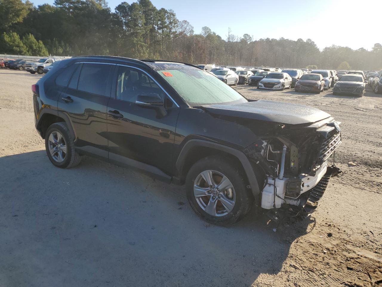 Toyota RAV4 Xle Image 6