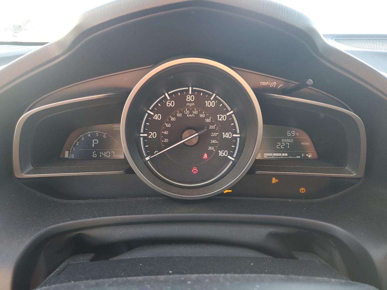 Mazda 3 Touring Image 4