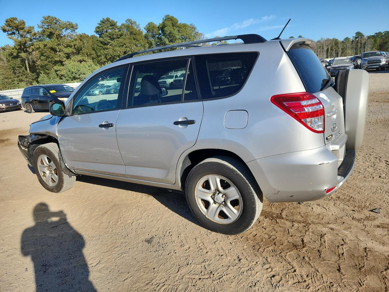 Toyota RAV4 Image 10