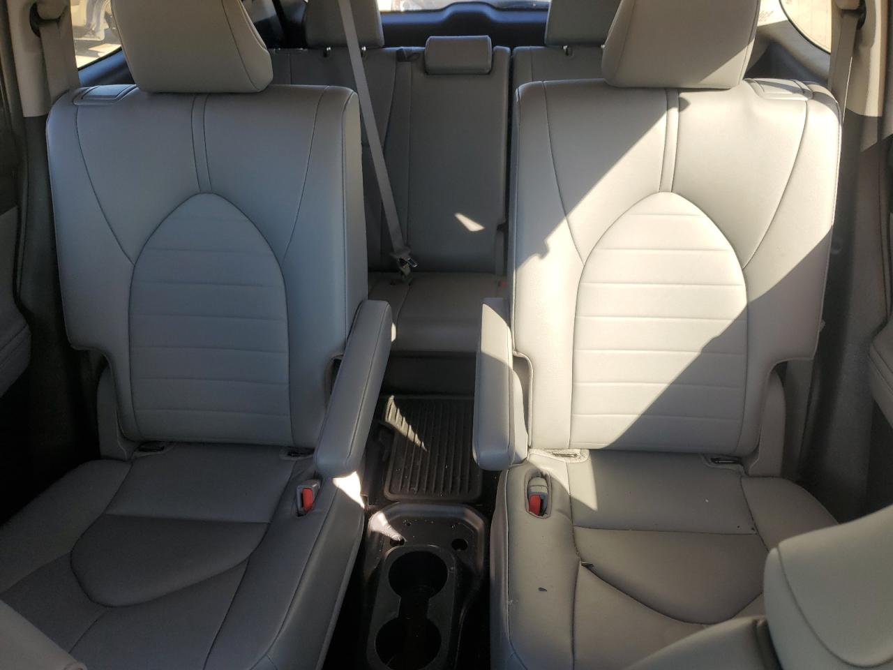 Toyota Highlander Xle Image 6