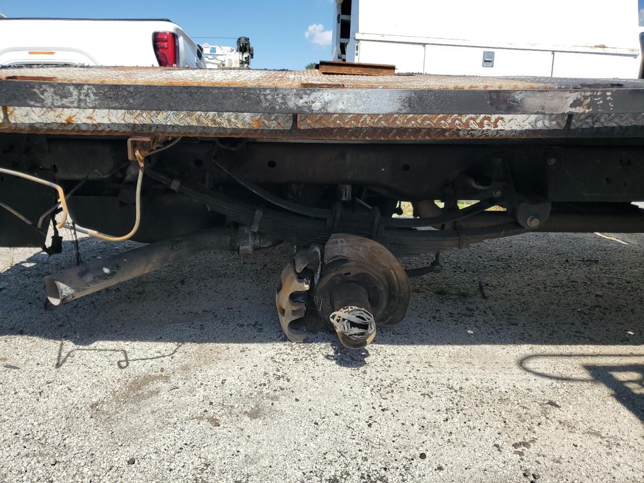 Ford F-550 Super Duty Image 9