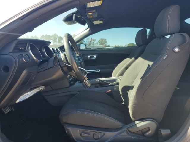 Ford Mustang Image 11