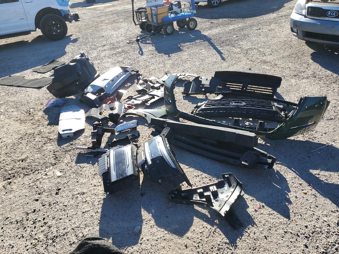 Nissan Frontier S Image 10