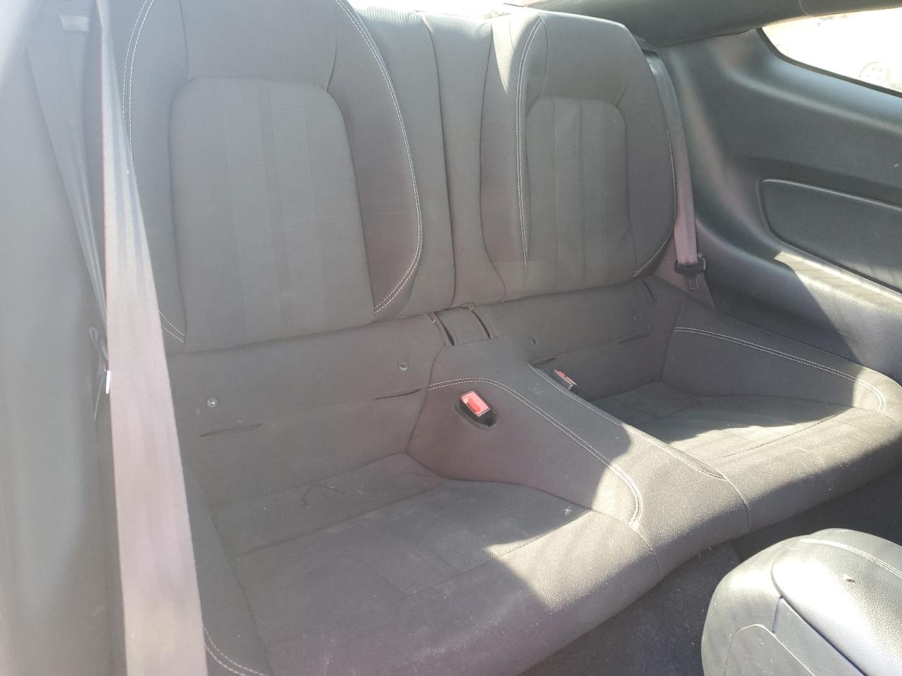 Ford Mustang Gt Image 8