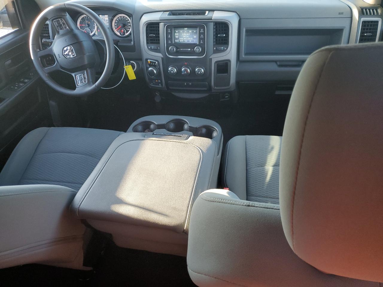 Ram 1500 St Image 10