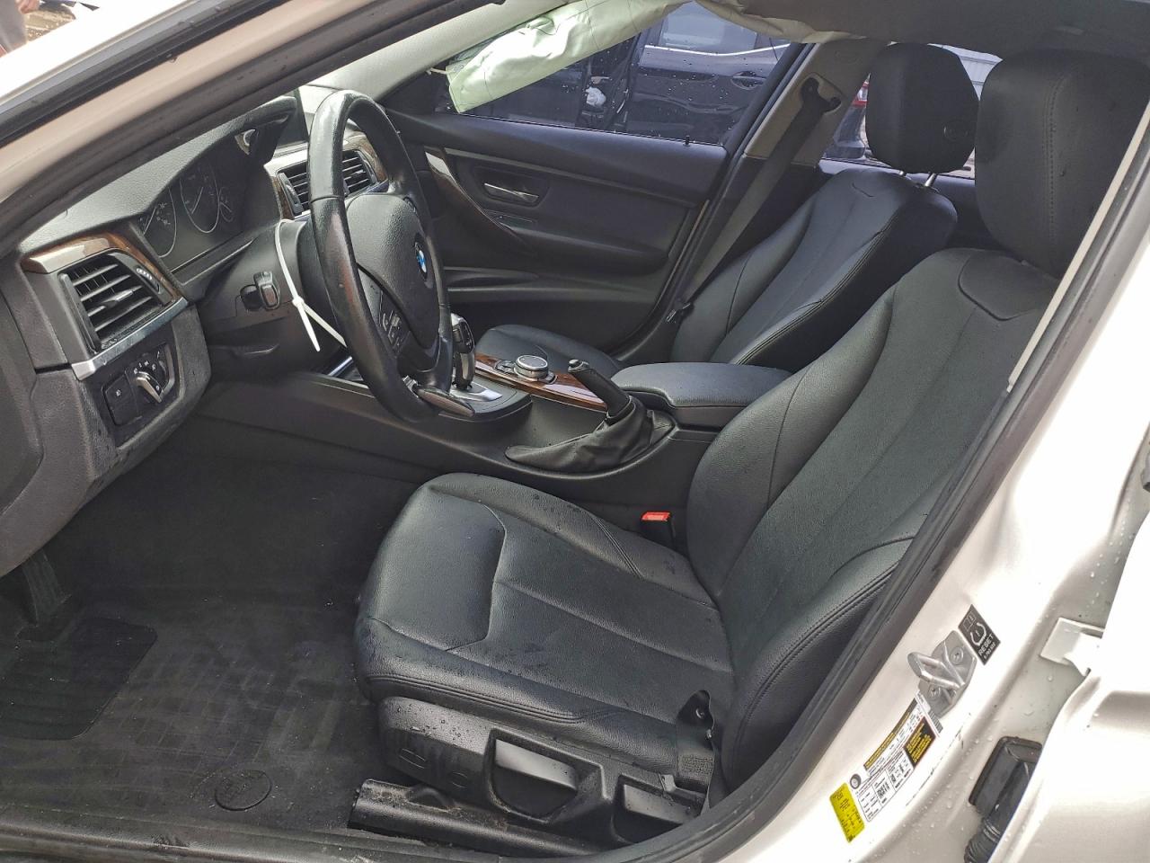 BMW 3 Series I Image 9