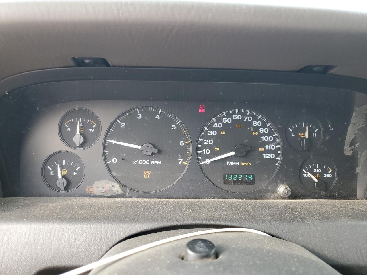 Jeep Grand Cherokee Laredo Image 6