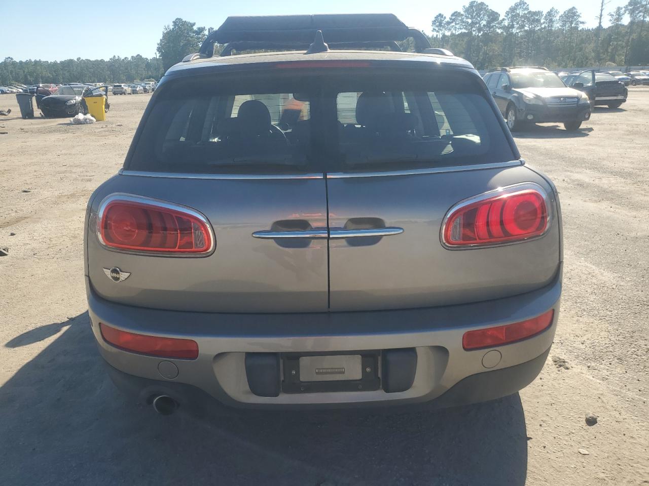 MINI Cooper Clubman Image 12