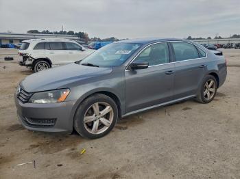  Salvage Volkswagen Passat