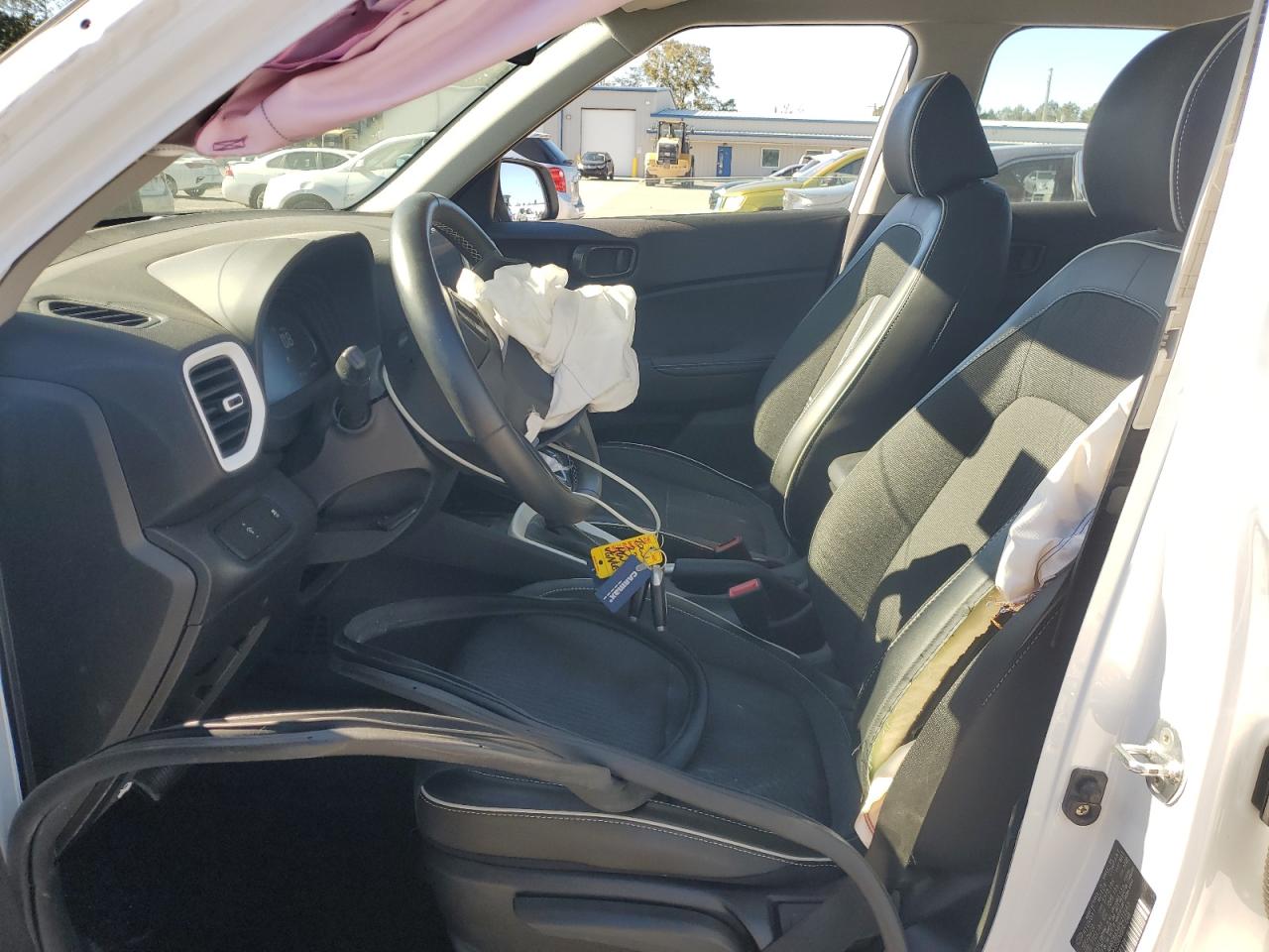 Hyundai VENUE Sel Image 4