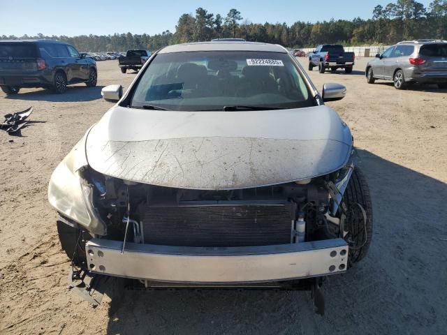 Nissan Altima 2.5 Image 2