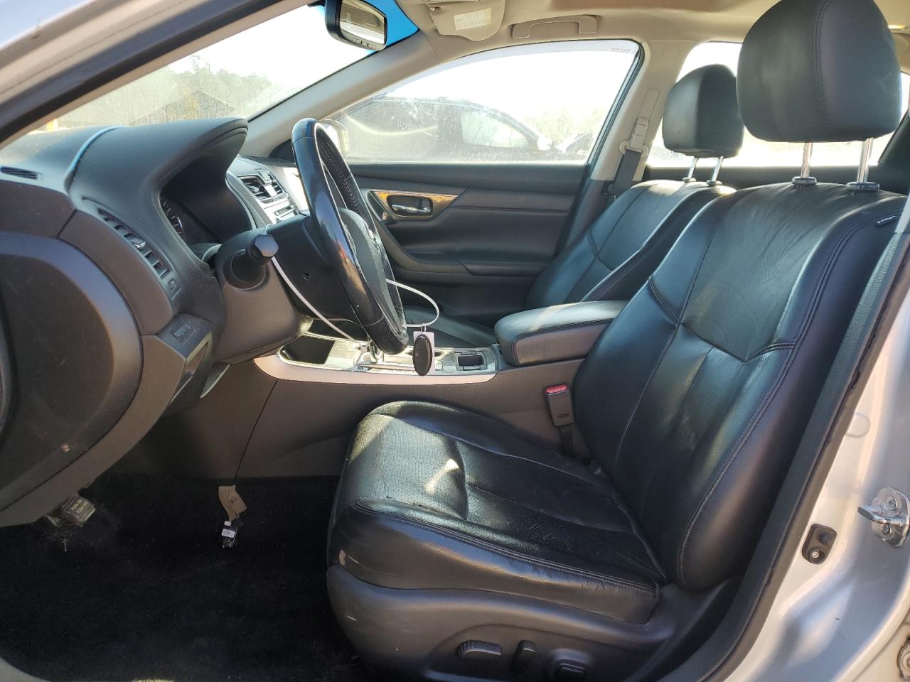 Nissan Altima 2.5 Image 3
