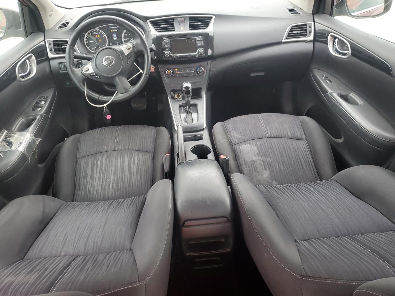 Nissan Sentra S Image 7