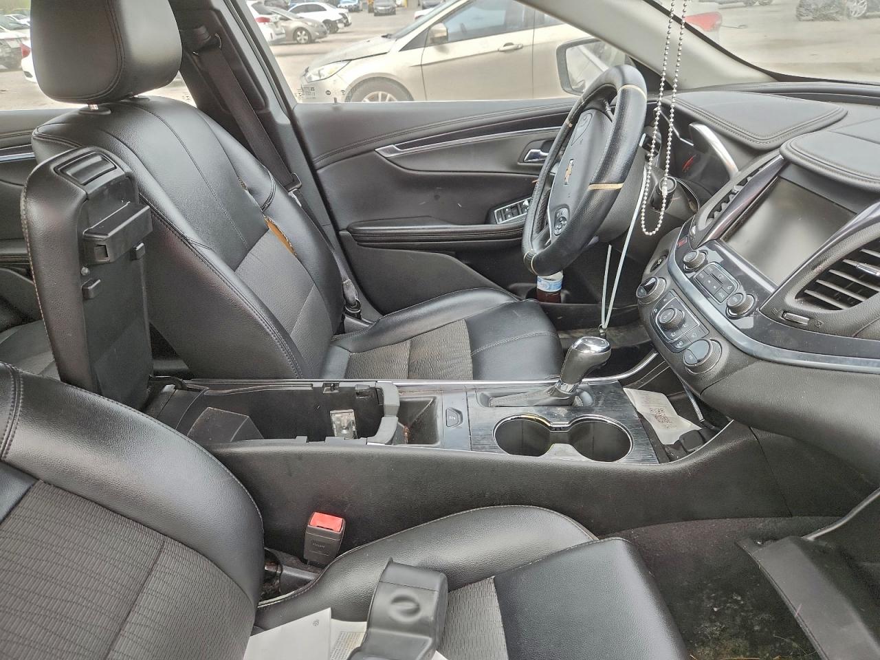 Chevrolet Impala Lt Image 9