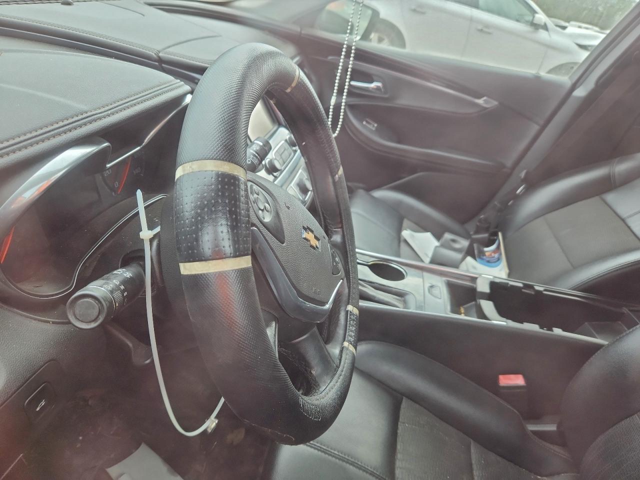 Chevrolet Impala Lt Image 10