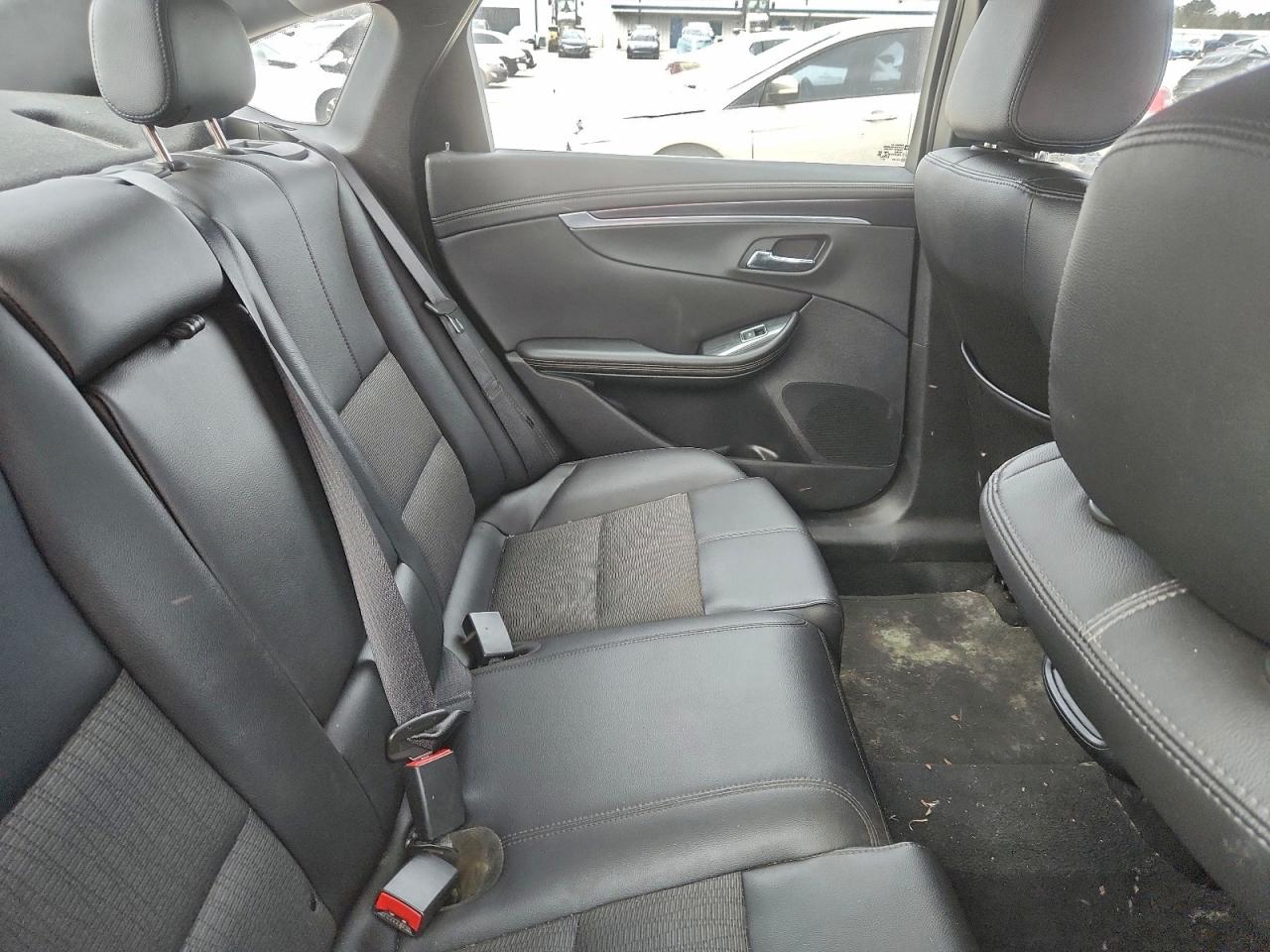 Chevrolet Impala Lt Image 11