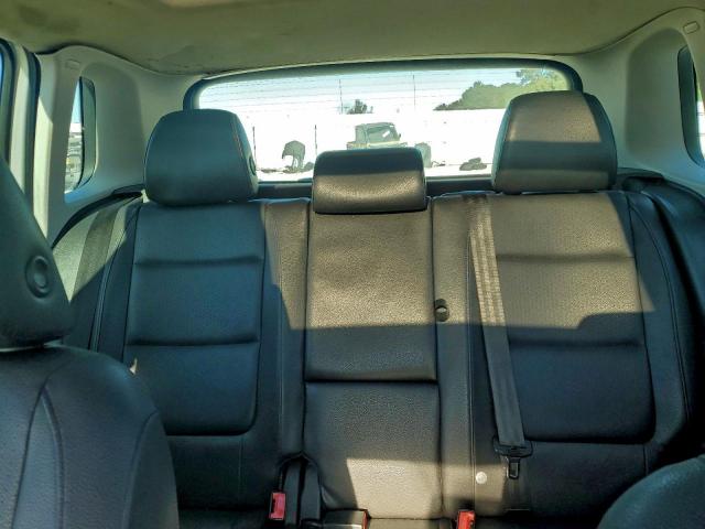 Volkswagen Tiguan S Image 13