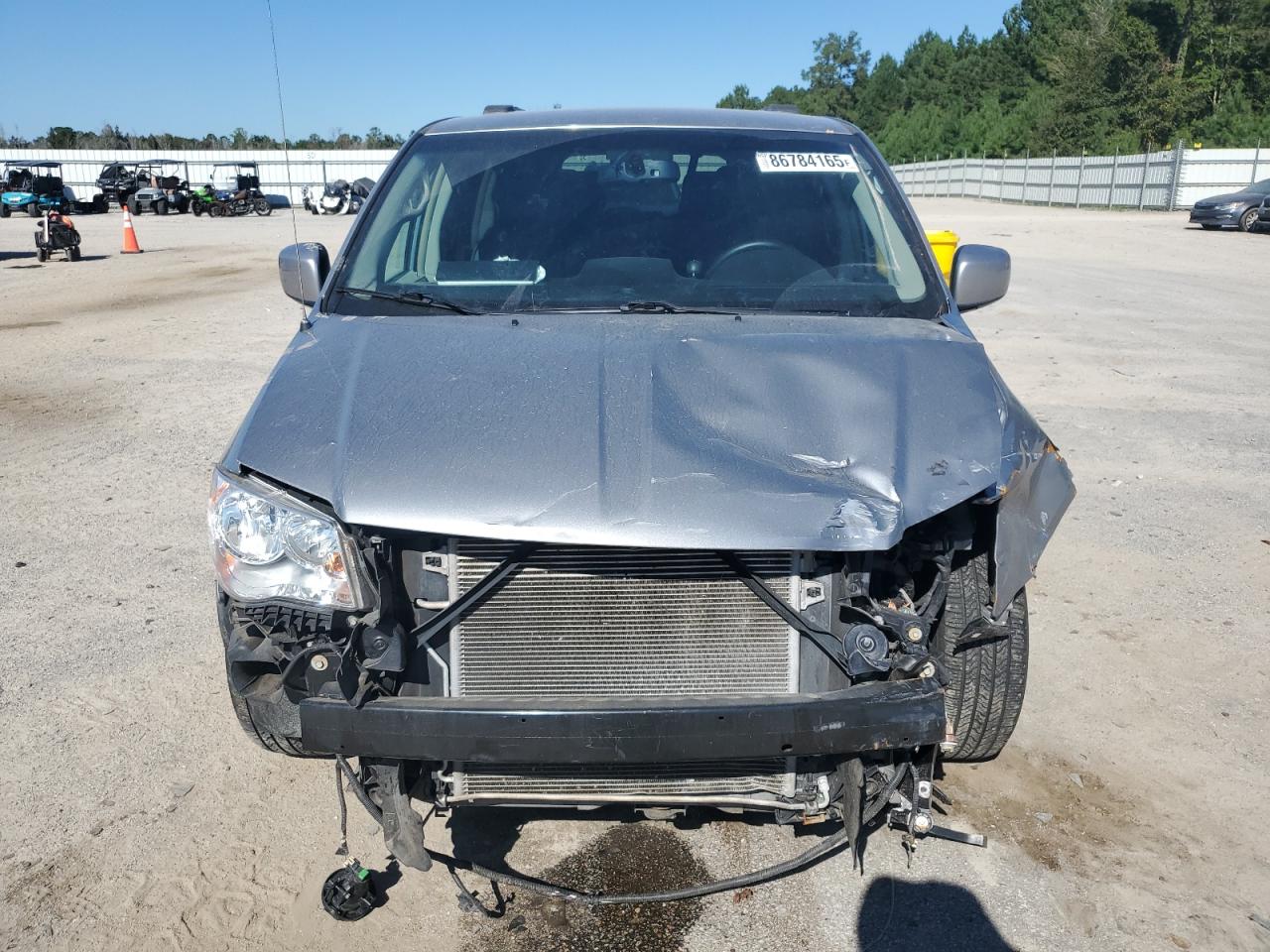 Chrysler Minivan Touring Image 6