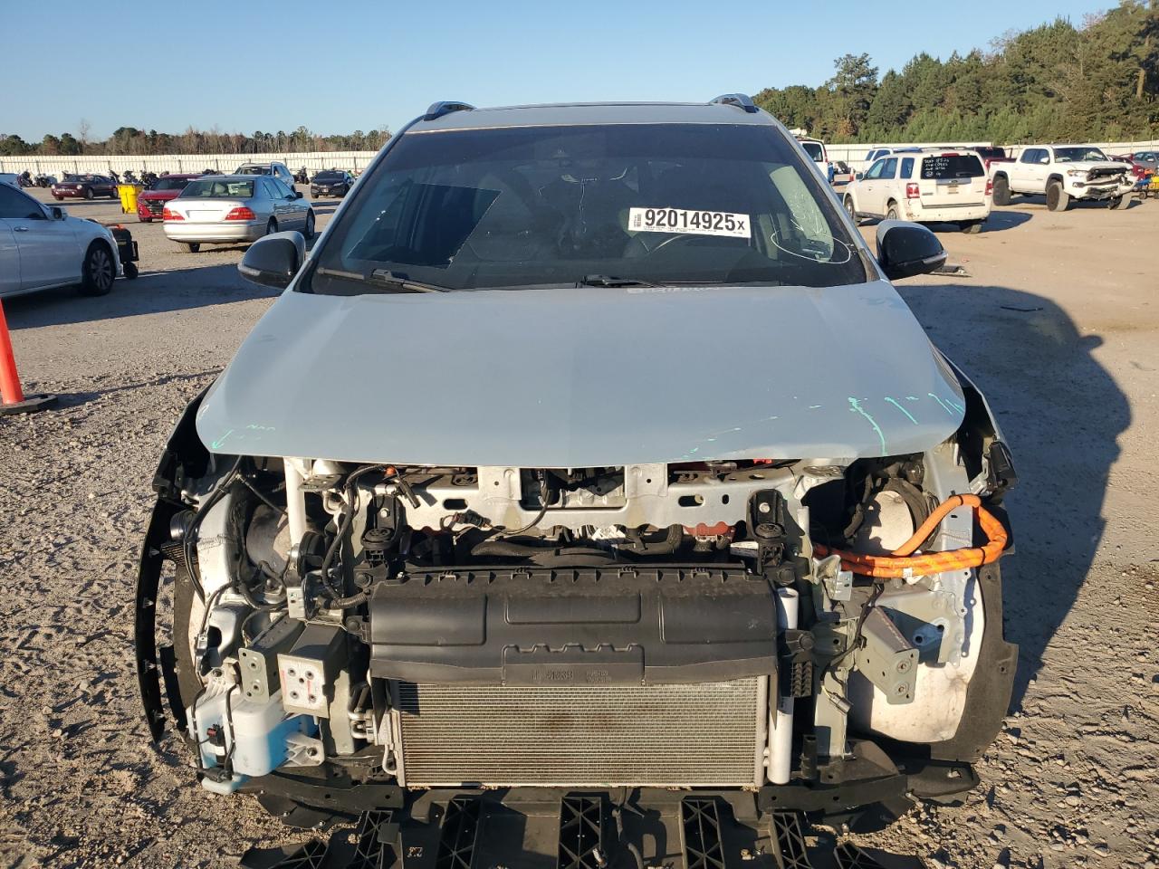 Chevrolet Bolt Premier Image 6