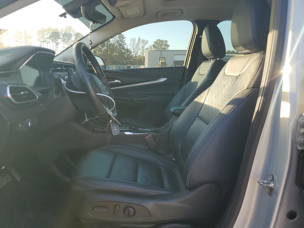 Chevrolet Bolt Premier Image 3