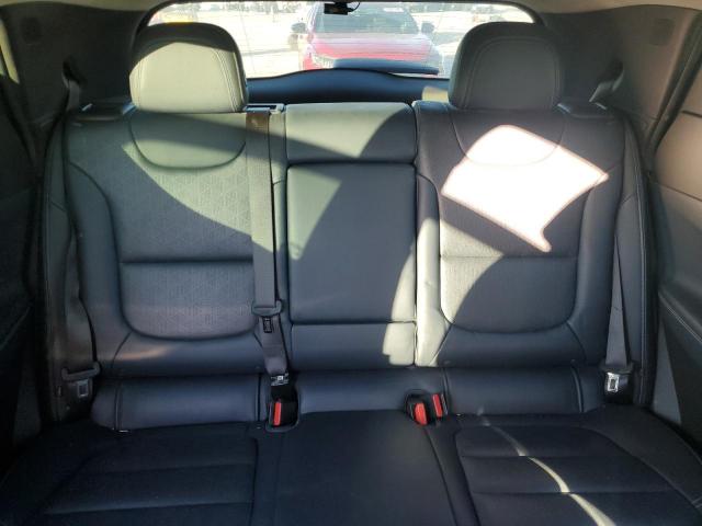 Chevrolet Bolt Premier Image 10