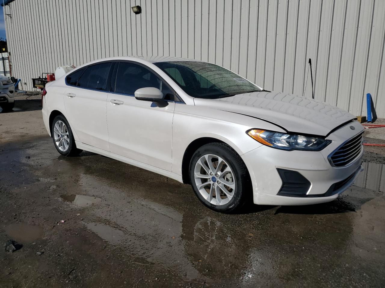 Ford Fusion Se Image 9