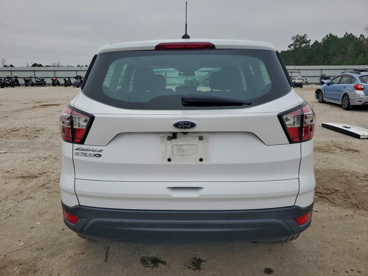 Ford Escape S Image 6