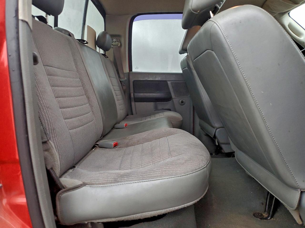 Dodge Ram 1500 St Image 12