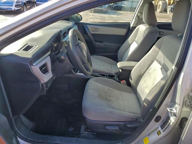 Toyota Corolla L Image 8