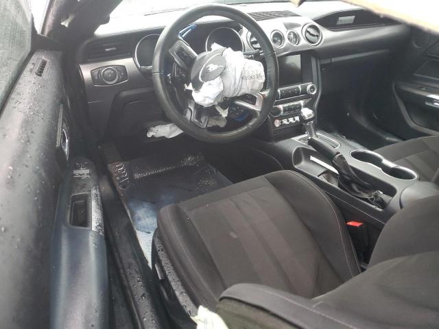 Ford Mustang Image 7