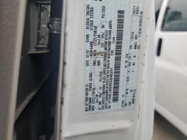 Ford Econoline E150 Van Image 7