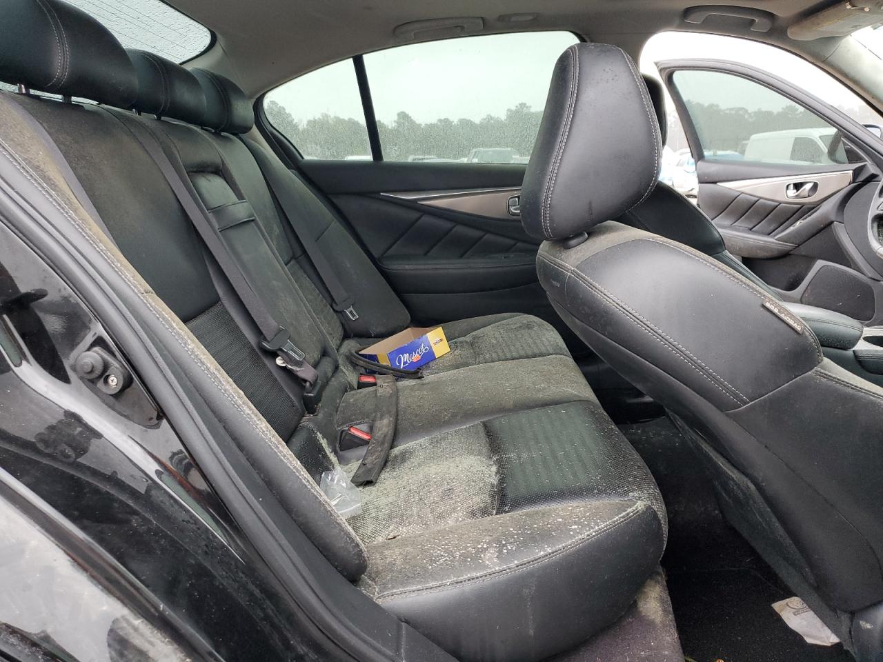 INFINITI Q50 Luxe Image 2