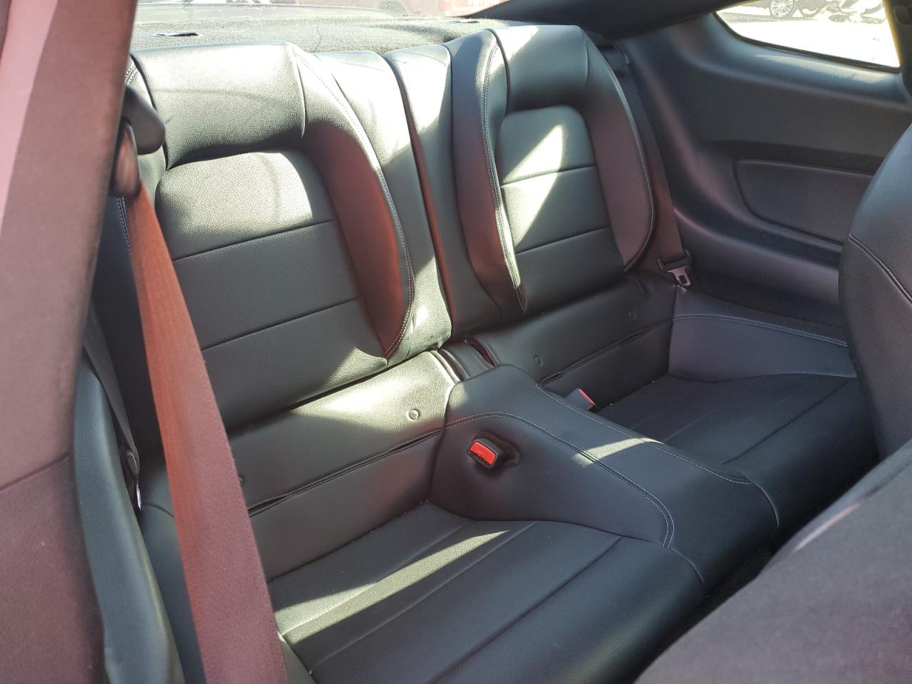 Ford Mustang Gt Image 5