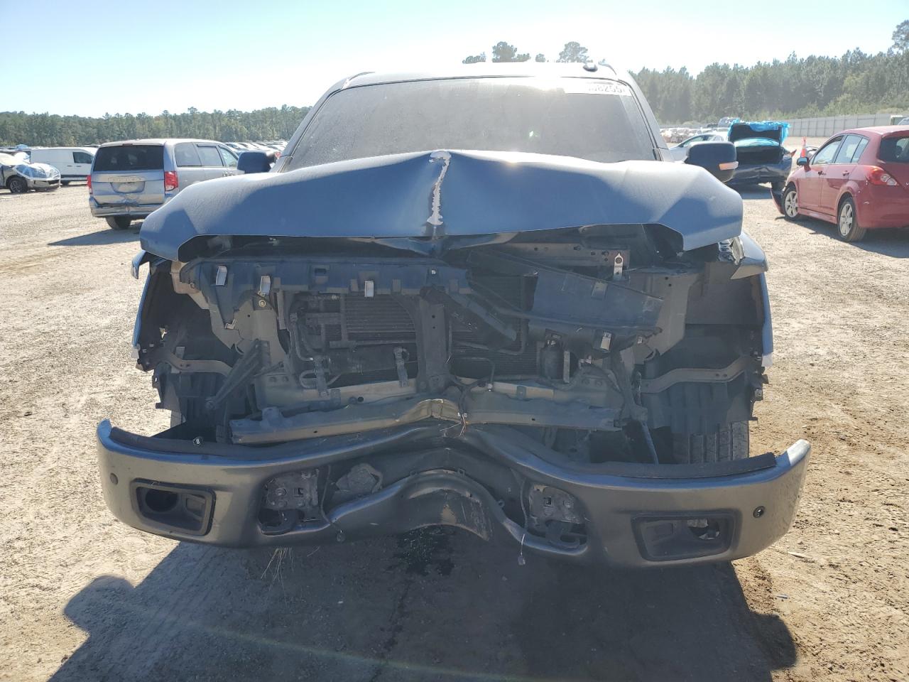 Nissan Titan Sv Image 5