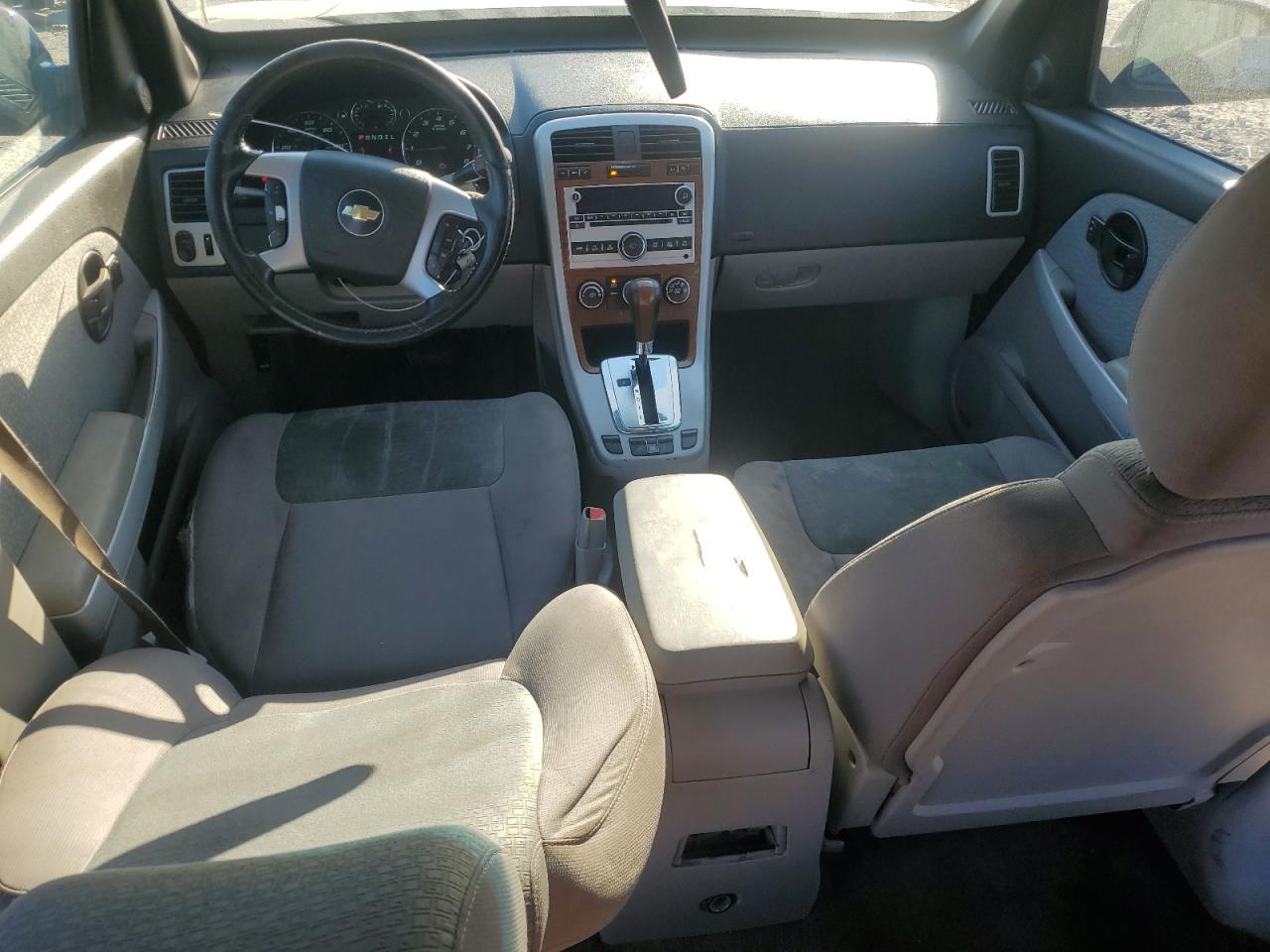 Chevrolet Equinox Lt Image 2