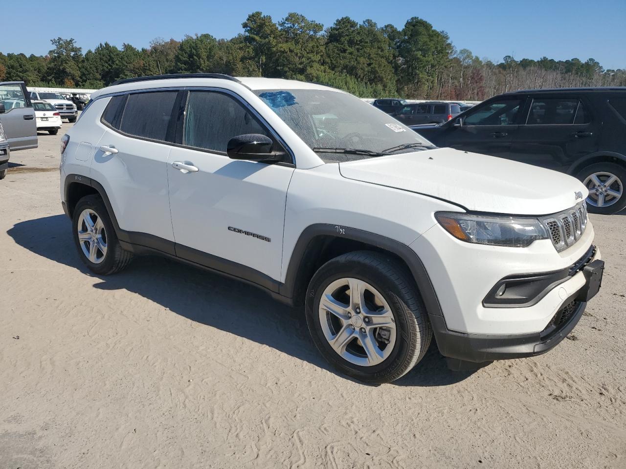 Jeep Compass Latitude Image 3