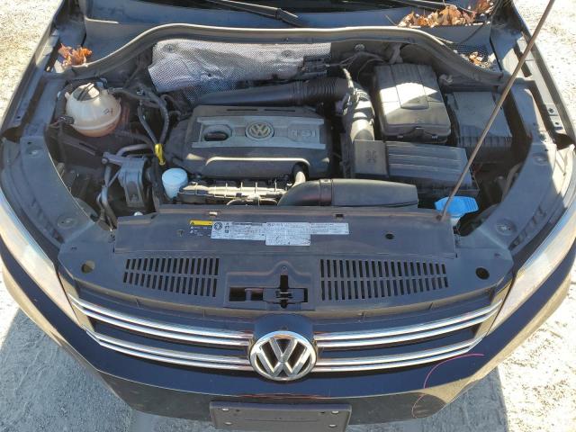 Volkswagen Tiguan S Image 4