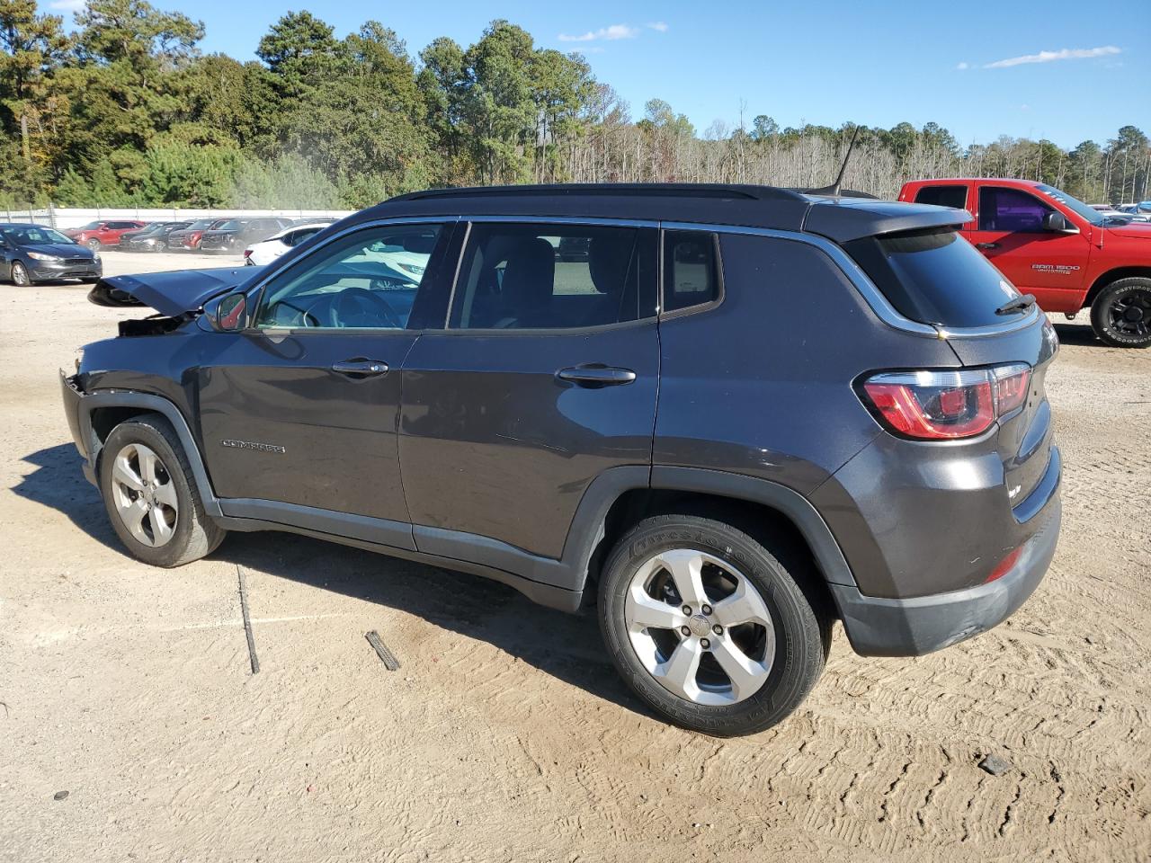 Jeep Compass Latitude Image 5