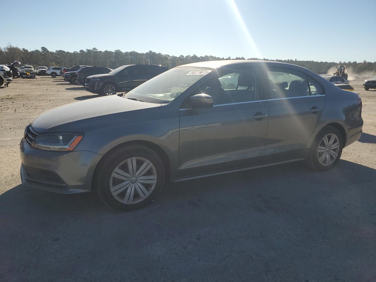 Volkswagen Jetta S Image 1