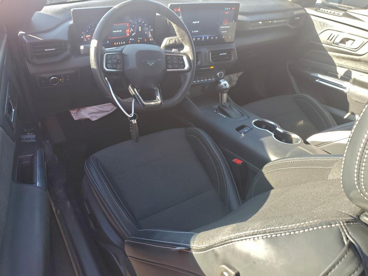 Ford Mustang Gt Image 6