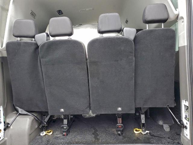 Ford Transit T-350 Image 8