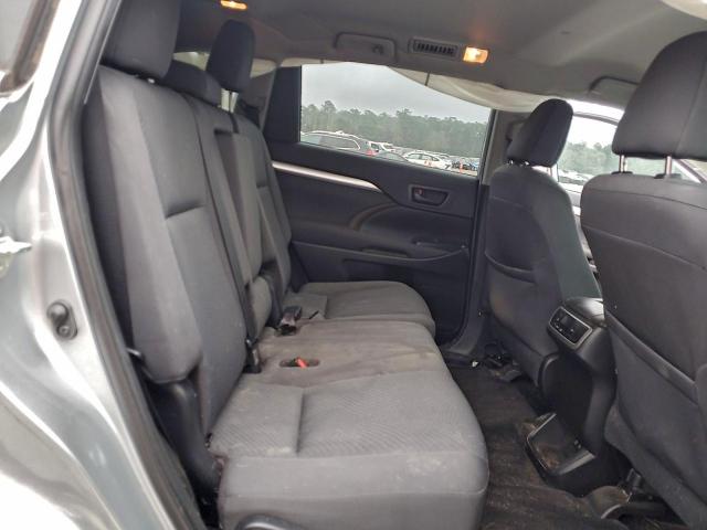 Toyota Highlander Le Image 9