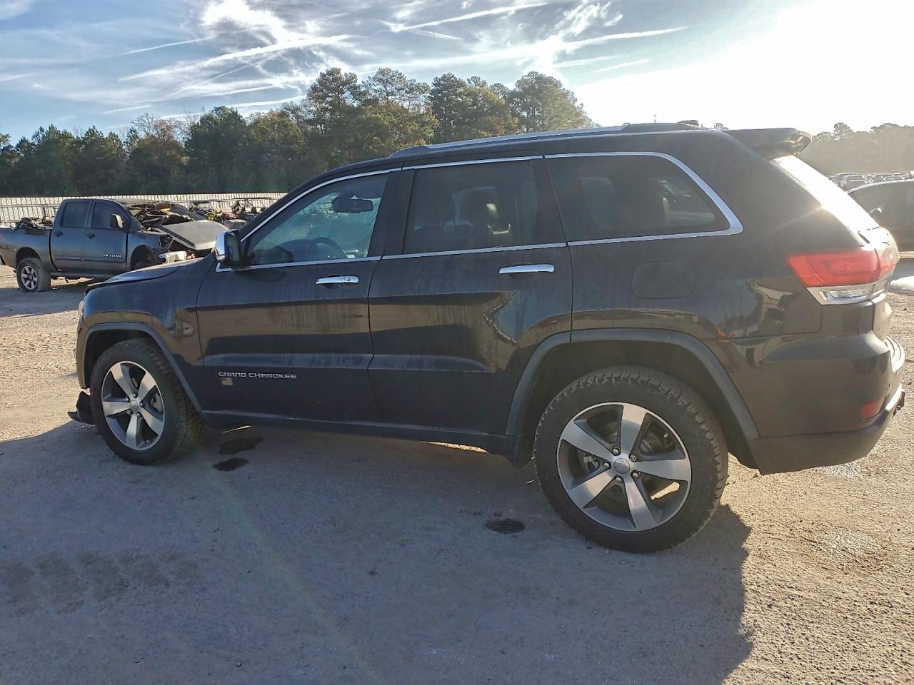 Jeep Grand Cherokee Limited Image 12