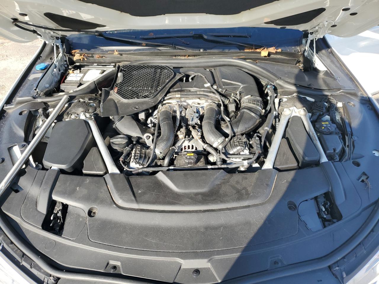 BMW 7 Series Xi Image 2