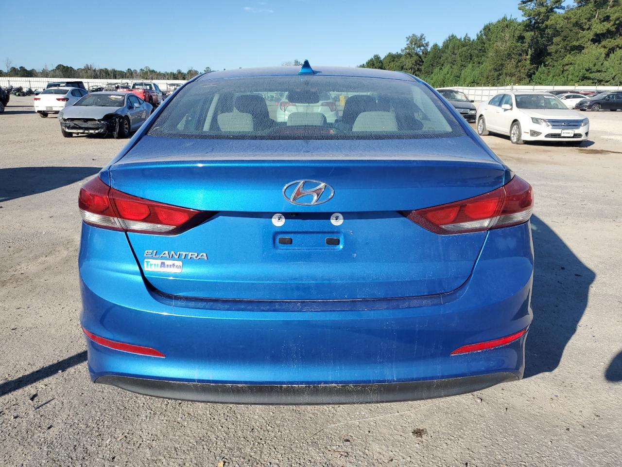 Hyundai ELANTRA Sel Image 4