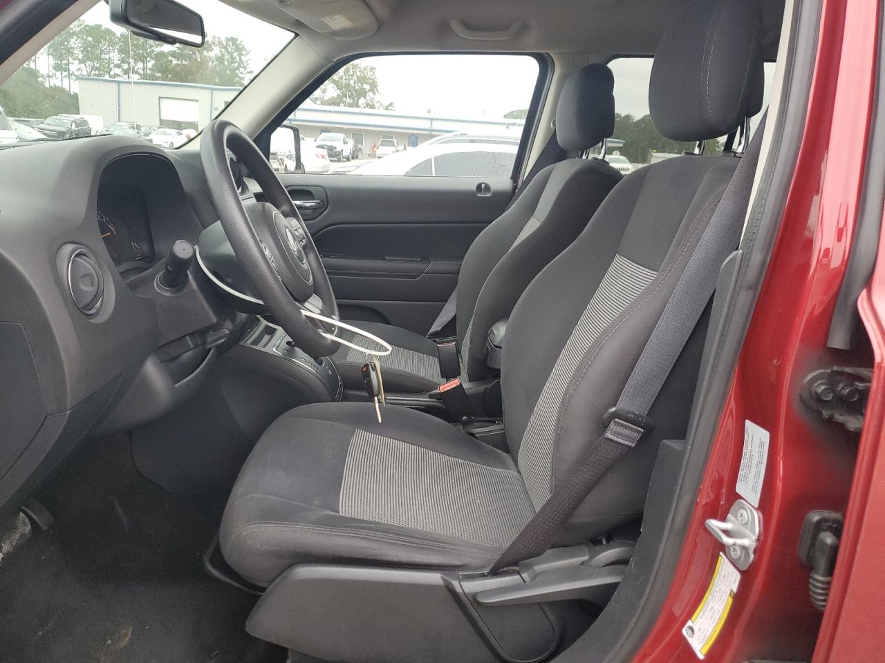 Jeep Patriot Sport Image 11