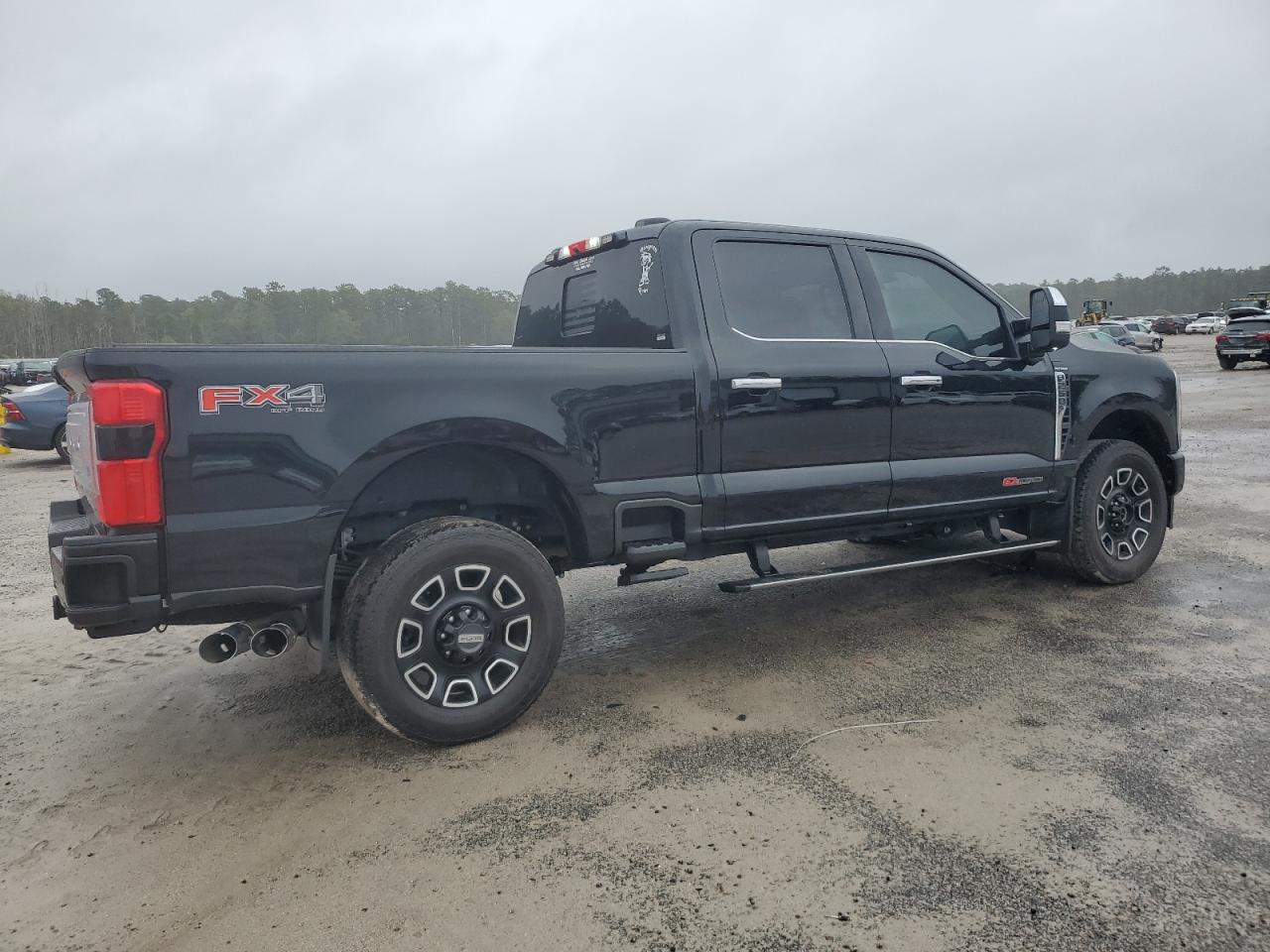 Ford F-250 Super Duty Image 2