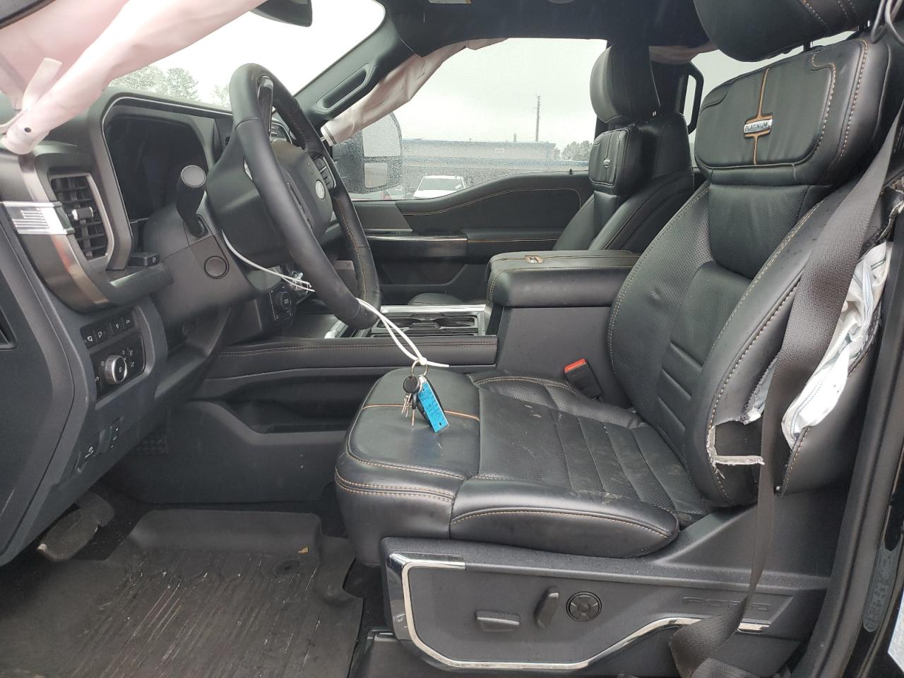 Ford F-250 Super Duty Image 12