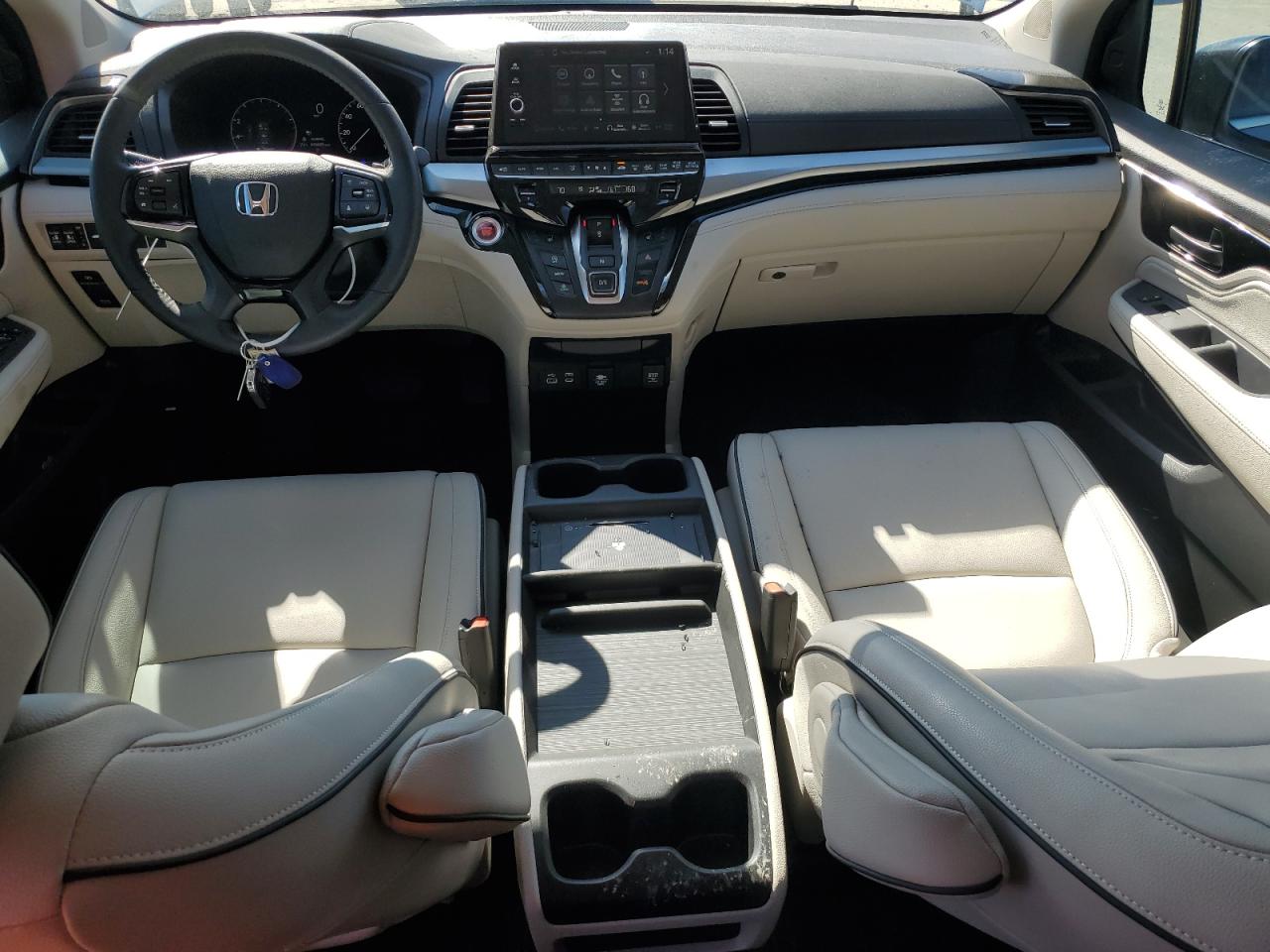 Honda Odyssey Touring Image 6